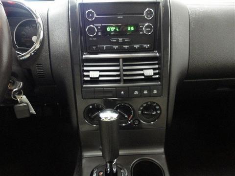 Ford Explorer 2008 photo 1