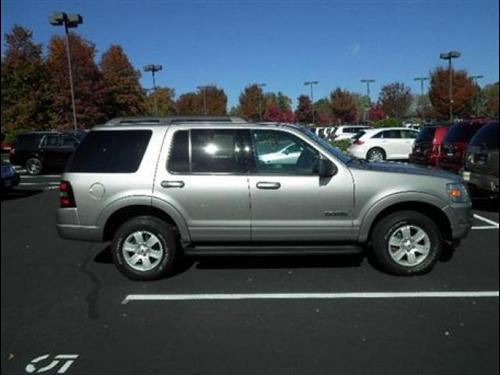 Ford Explorer 2008 photo 2