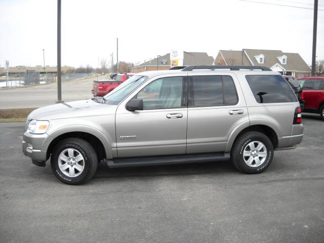 Ford Explorer 2008 photo 1