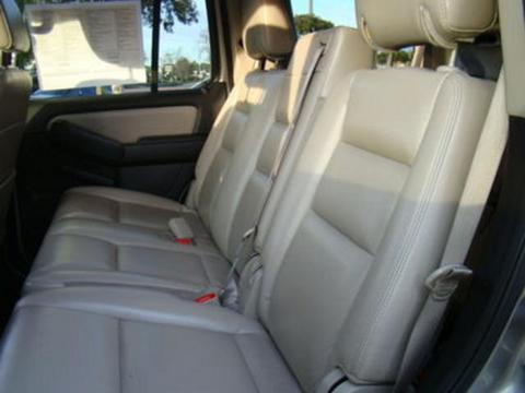 Ford Explorer 2008 photo 2