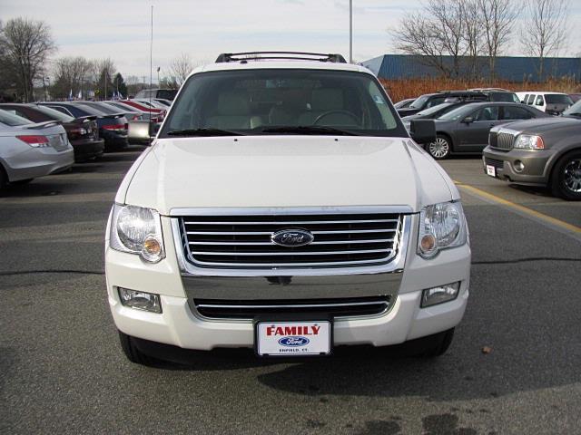 Ford Explorer 2008 photo 1