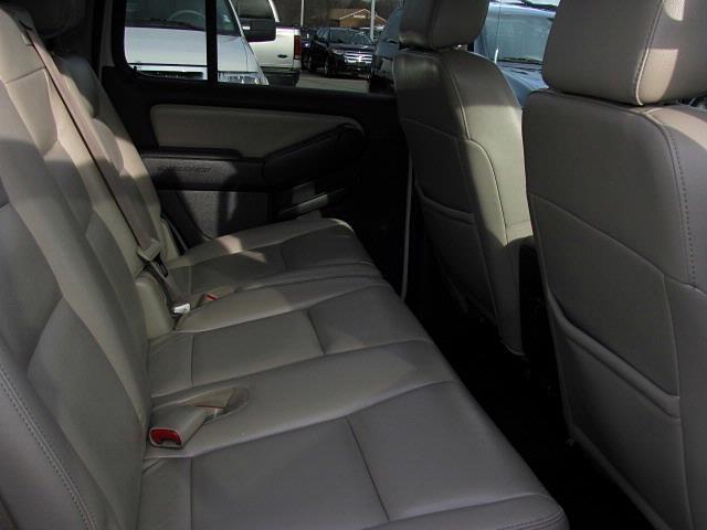 Ford Explorer 2008 photo 4