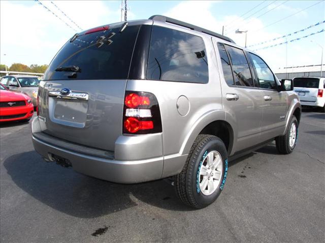 Ford Explorer 2008 photo 2