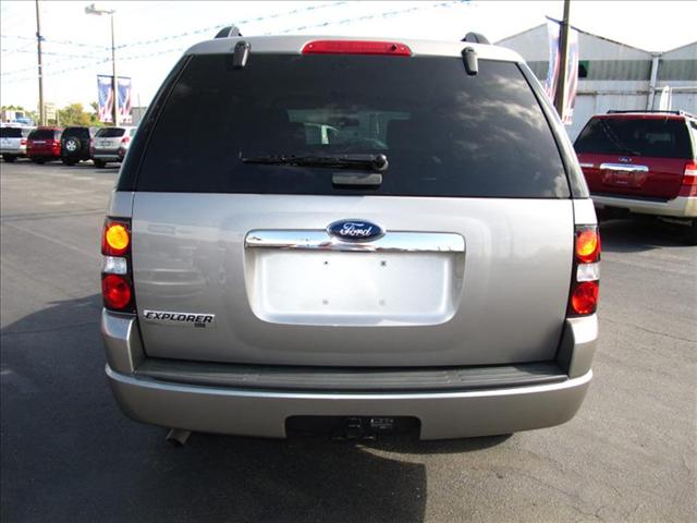 Ford Explorer 2008 photo 3