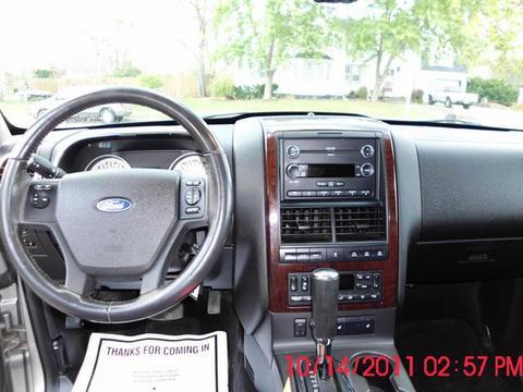 Ford Explorer 2008 photo 2