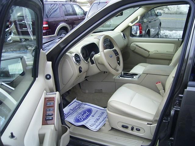 Ford Explorer 2008 photo 4