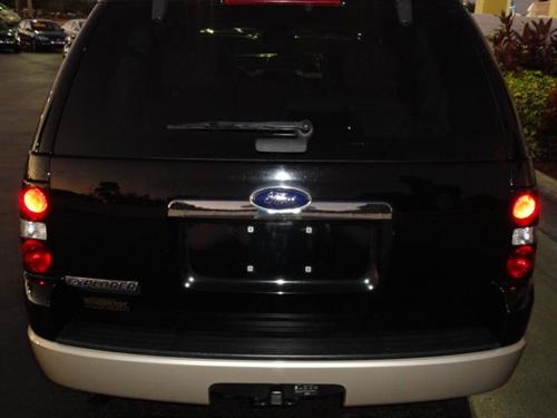 Ford Explorer 2008 photo 3