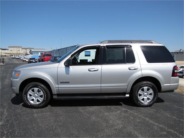 Ford Explorer 2008 photo 1