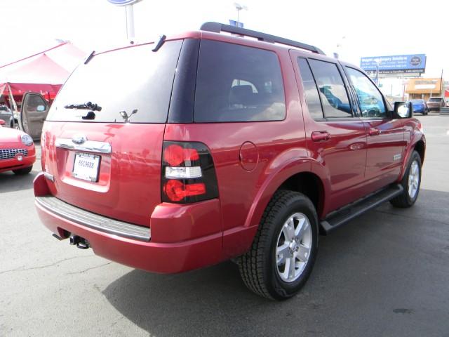 Ford Explorer 2008 photo 1