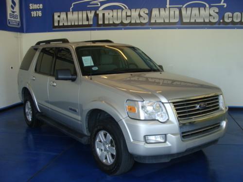 Ford Explorer 2008 photo 2