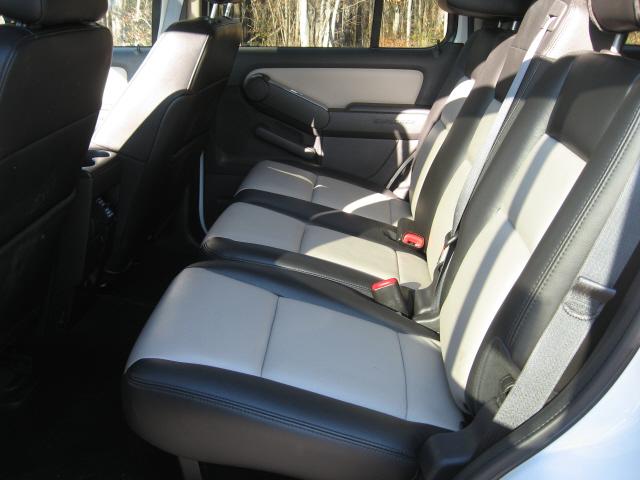 Ford Explorer 2008 photo 4