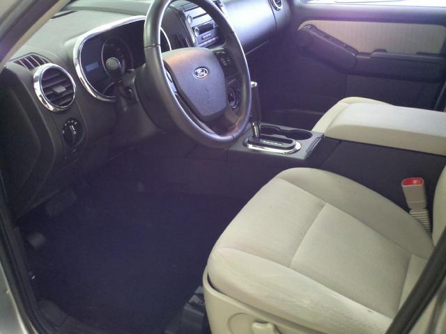 Ford Explorer 2008 photo 1
