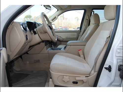 Ford Explorer 2008 photo 2