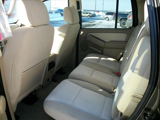 Ford Explorer 2008 photo 4