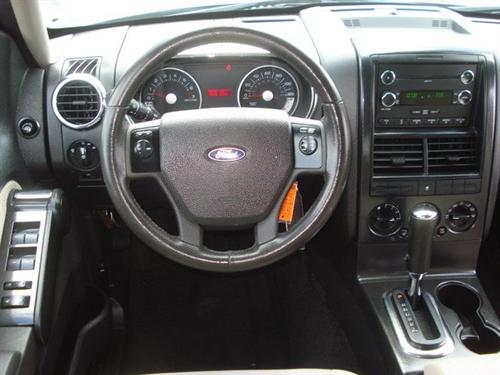 Ford Explorer 2008 photo 4