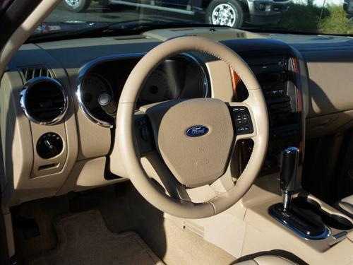 Ford Explorer 2008 photo 2