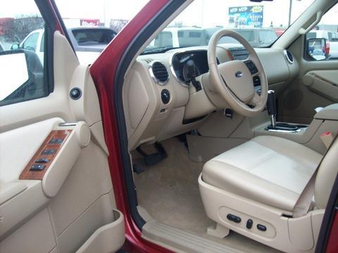 Ford Explorer 2008 photo 1