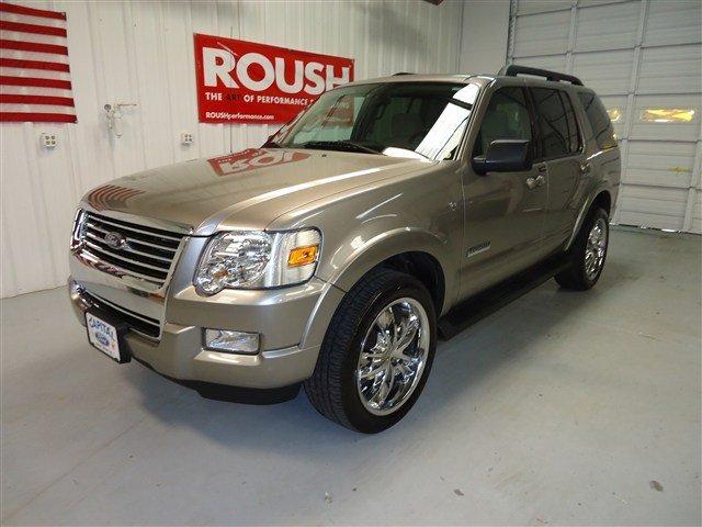 Ford Explorer ESi Sport Utility