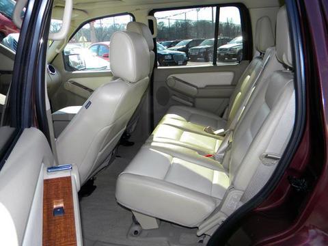 Ford Explorer 2008 photo 3