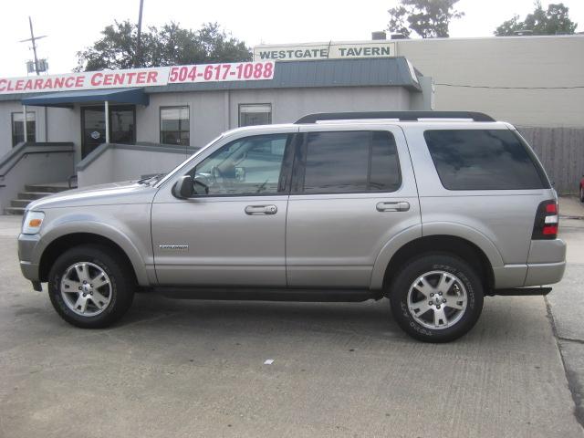 Ford Explorer 2008 photo 2