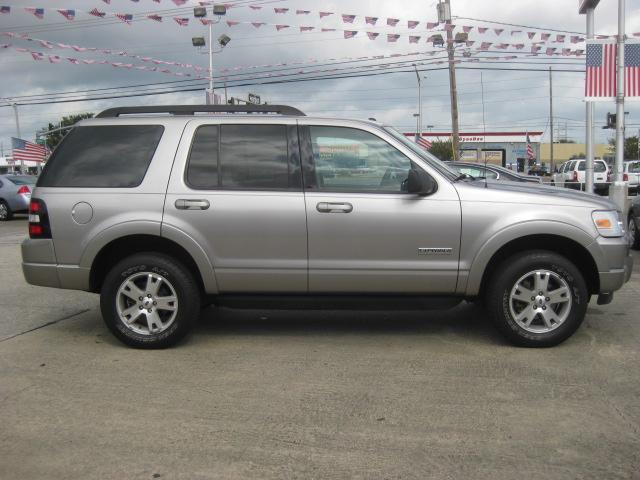 Ford Explorer 2008 photo 4