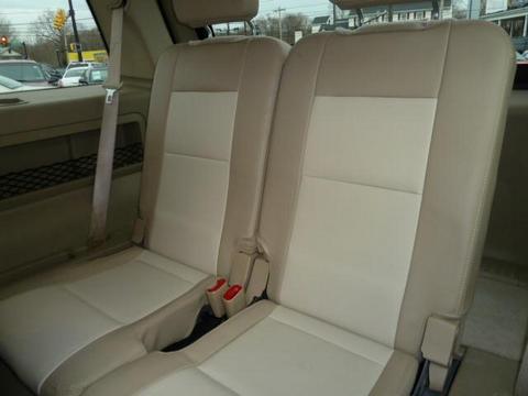 Ford Explorer 2008 photo 2