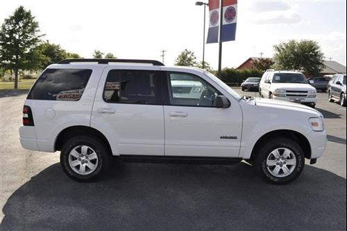 Ford Explorer 2008 photo 1