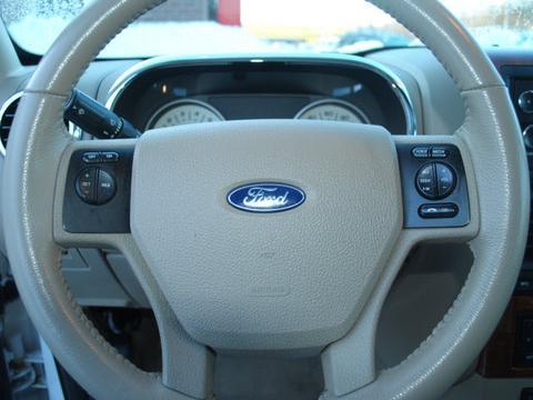 Ford Explorer 2008 photo 1