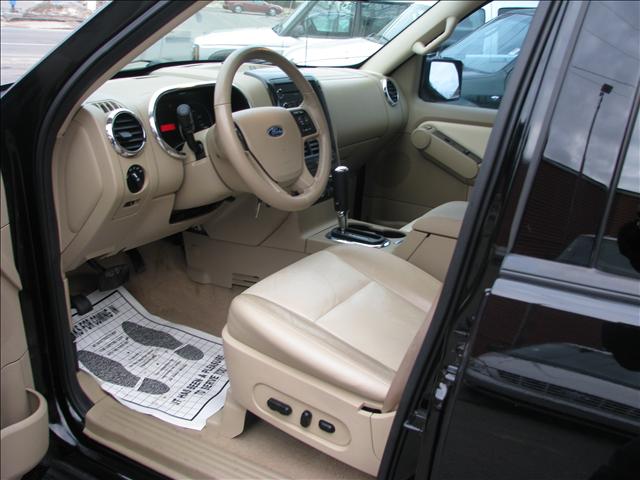Ford Explorer 2008 photo 3