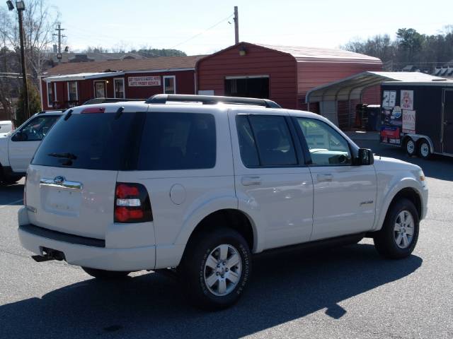 Ford Explorer 2008 photo 4