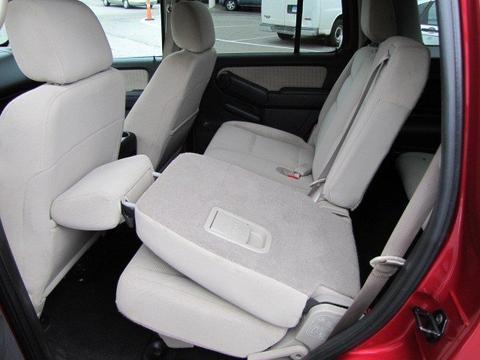 Ford Explorer 2008 photo 1