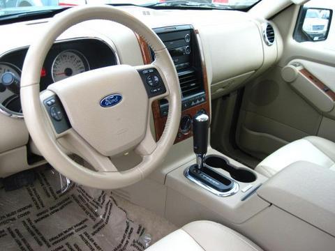 Ford Explorer 2008 photo 1