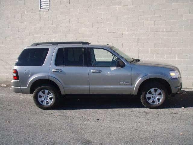 Ford Explorer 2008 photo 1