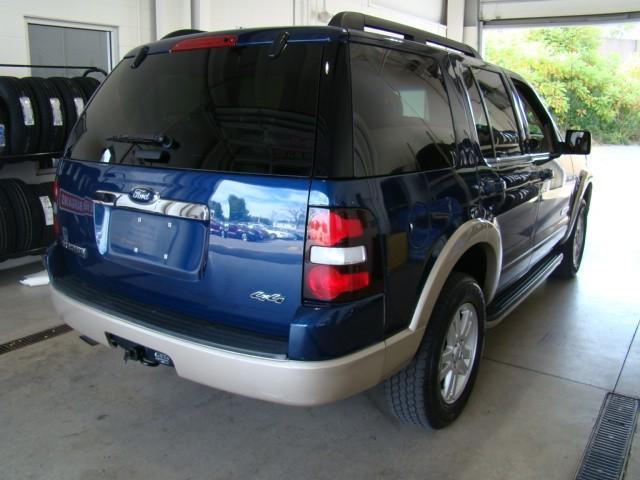 Ford Explorer 2008 photo 2