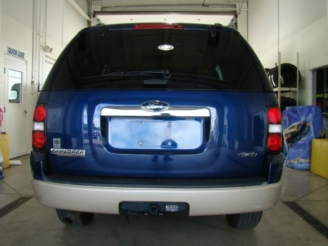 Ford Explorer 2008 photo 3