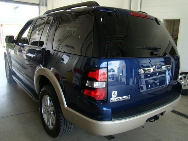 Ford Explorer 2008 photo 4