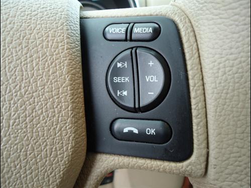 Ford Explorer 2008 photo 1