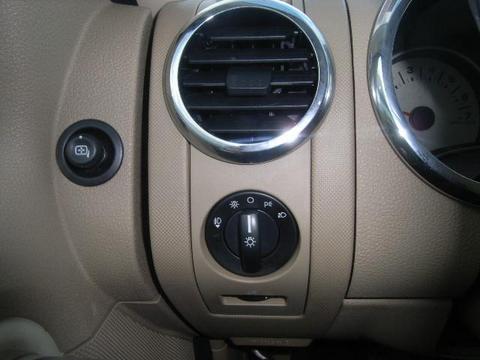 Ford Explorer 2008 photo 2
