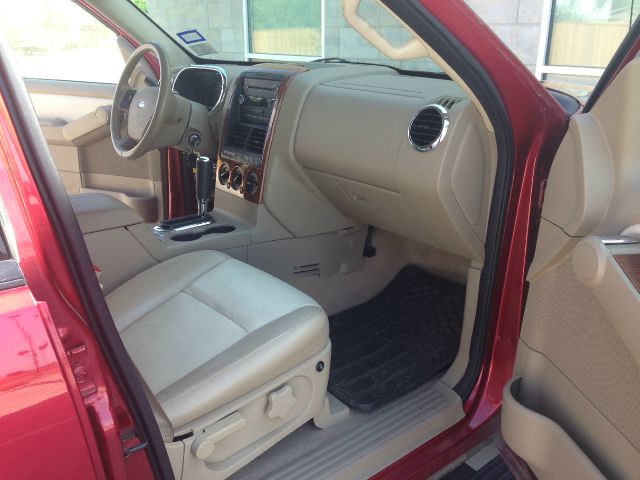 Ford Explorer 2008 photo 44