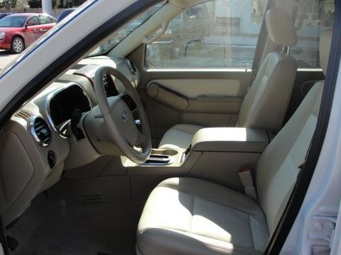 Ford Explorer 2008 photo 1