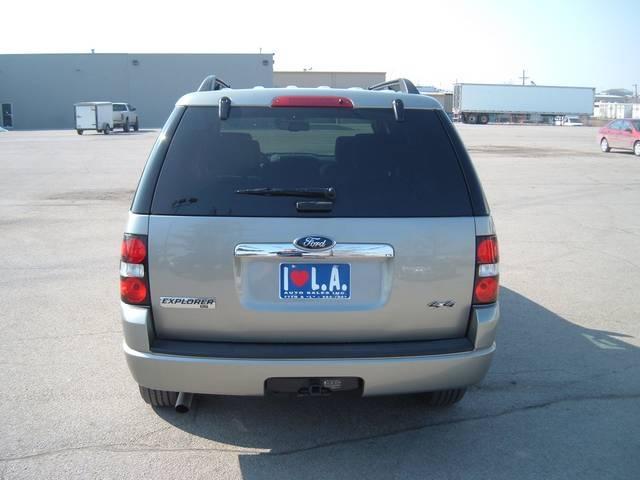 Ford Explorer 2008 photo 1