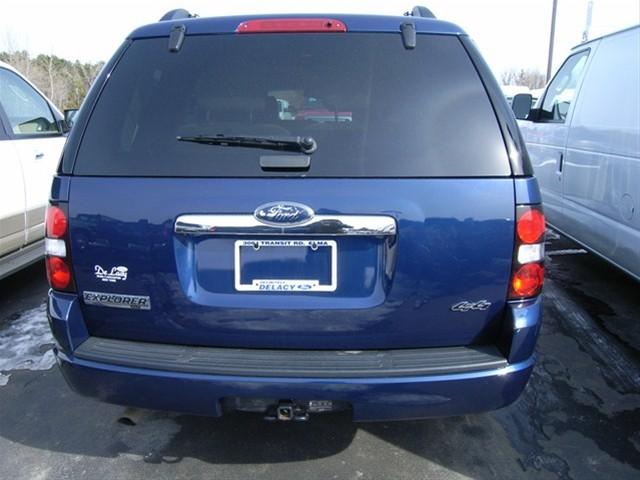 Ford Explorer 2008 photo 2