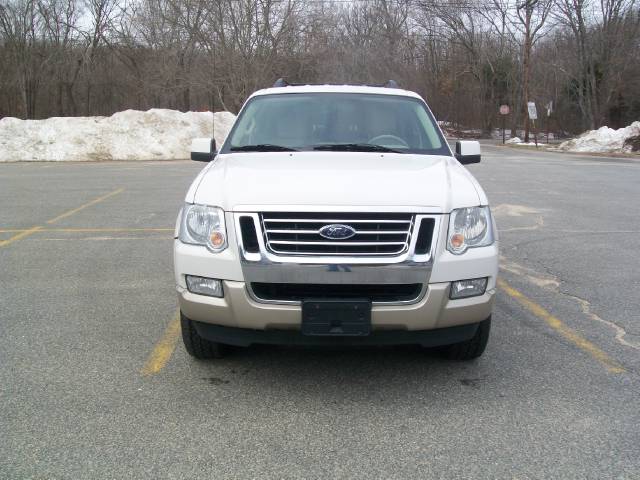 Ford Explorer 2008 photo 1