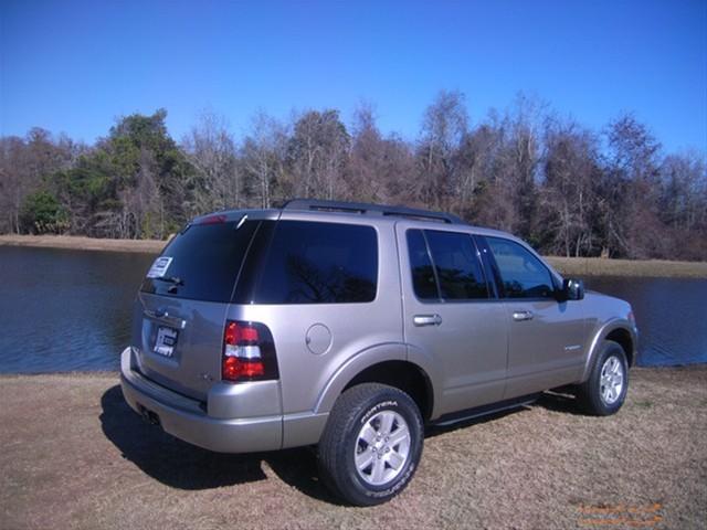 Ford Explorer 2008 photo 2