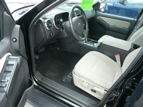 Ford Explorer 2008 photo 3