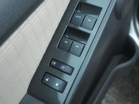 Ford Explorer 2008 photo 2