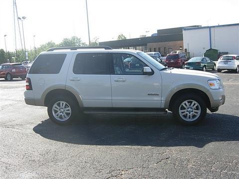 Ford Explorer 2008 photo 2