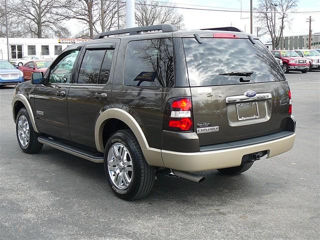 Ford Explorer 2008 photo 2
