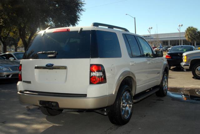 Ford Explorer 2008 photo 3
