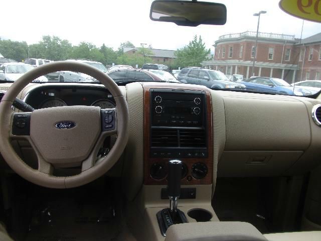 Ford Explorer 2009 photo 2